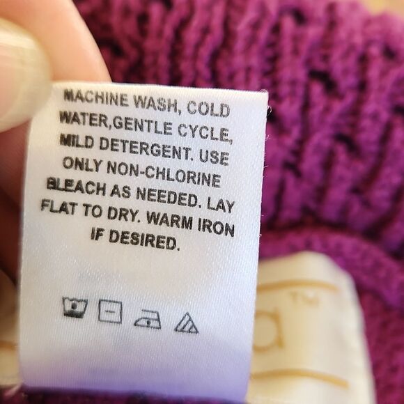 Rare Vintage find! Maurada magenta sweater coat women's size small - Picture 6 of 6